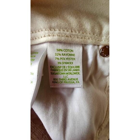 Lilly Pulitzer White Pants Jeans Gold Stud Trim. L emblem on back pocket, Sz 2 - Picture 9 of 10
